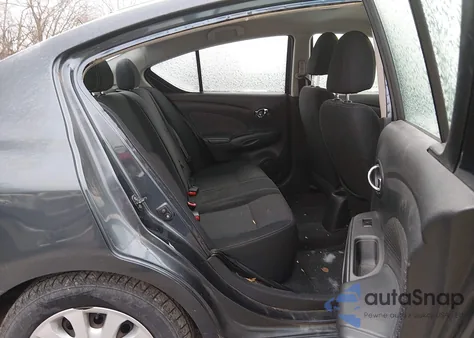 2015 Nissan Versa 1.6 S/1.6 S+/1.6 Sl/1.6 Sv z USA, uszkodzony, nr VIN 3N1CN7AP0FL855315